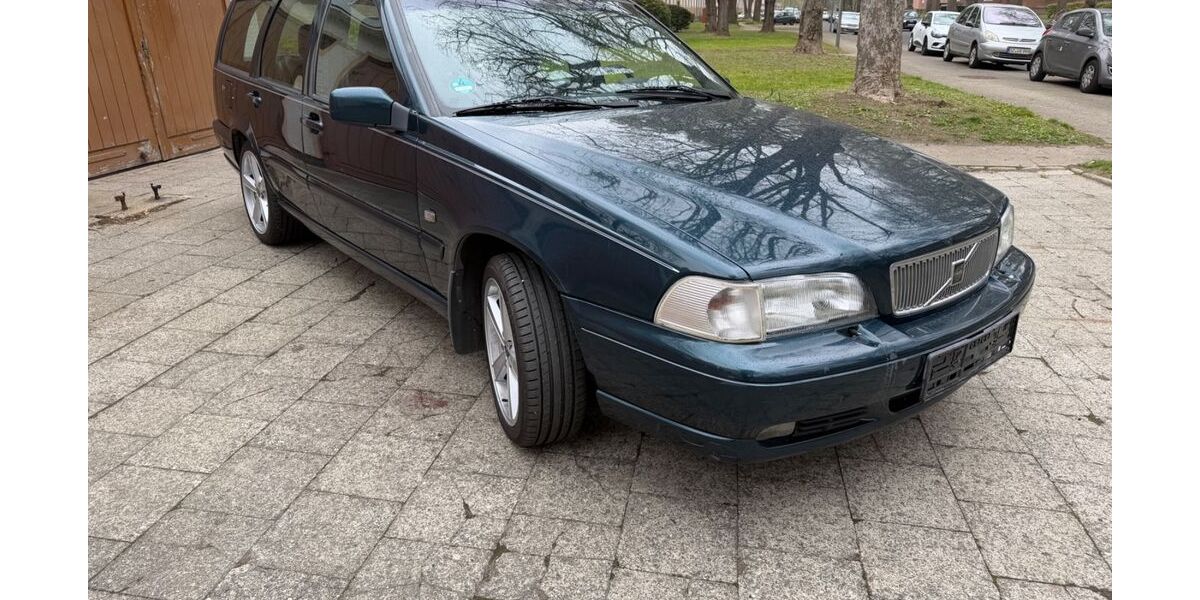 Volvo V70 325.000 km 3.000 &euro; Salzgitter 38226