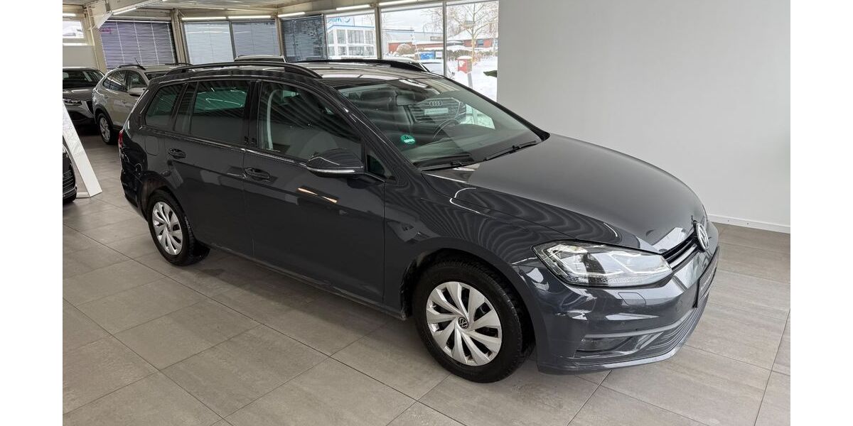VW Golf 160.000 km 9.490 &euro; Braunschweig 38116