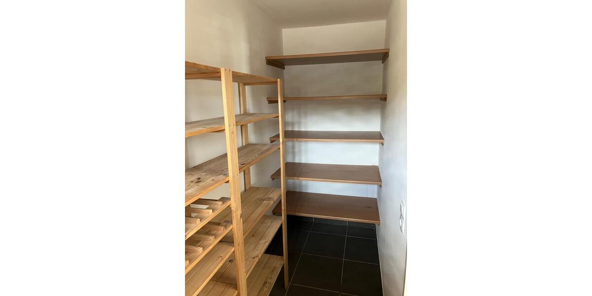 Erdgeschoßwohnung Wasbüttel - 5 Zimmer, 163 m&sup2;, 1.250&euro; | Angebot:25964833