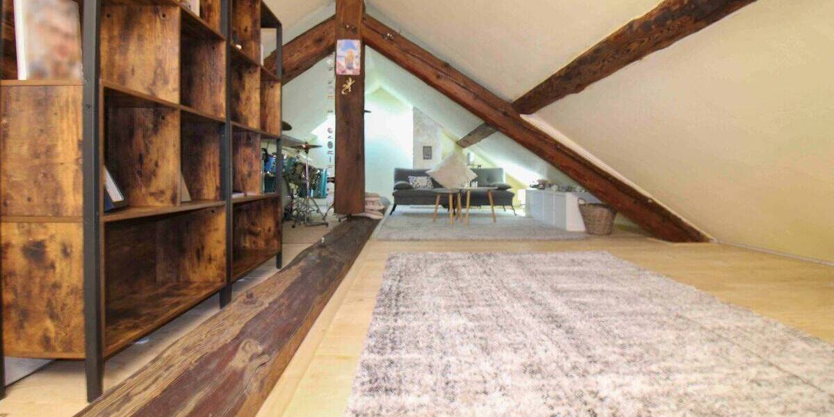 Etagenwohnung Söhlde Hoheneggelsen - 3 Zimmer, 155 m&sup2;, 256.000&euro; | Angebot:26204611