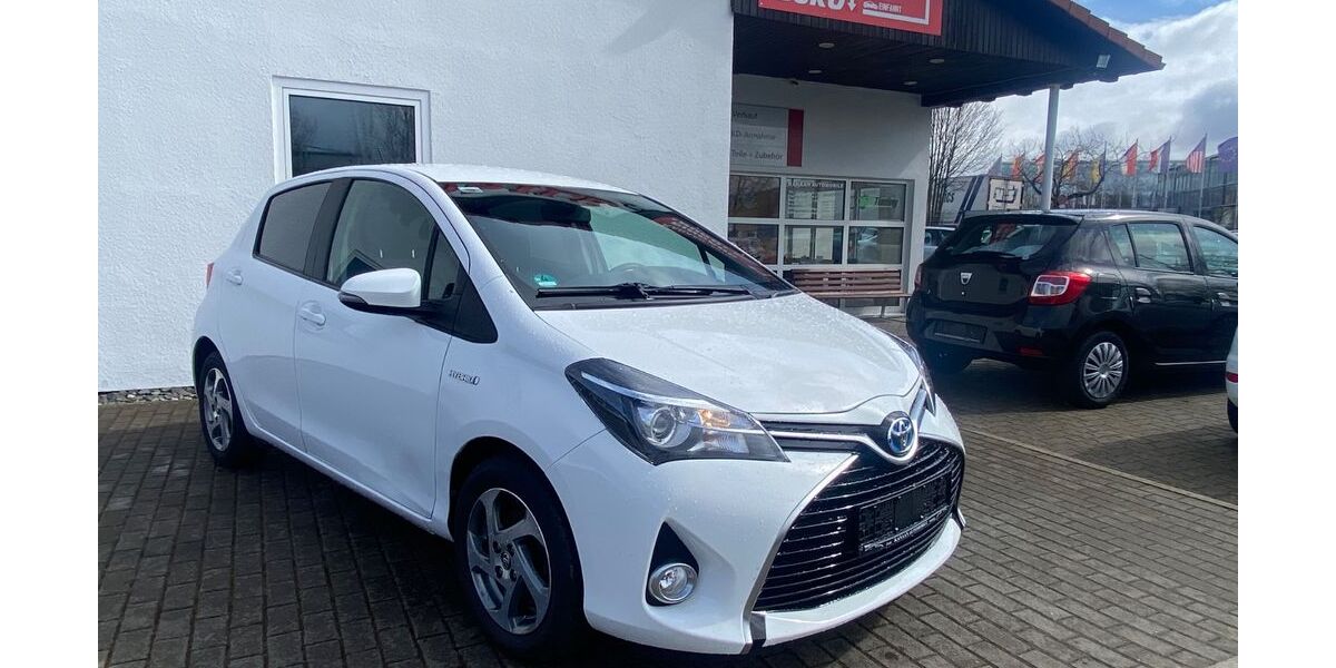 Toyota Yaris 205.000 km 6.999 &euro; Goslar 38644