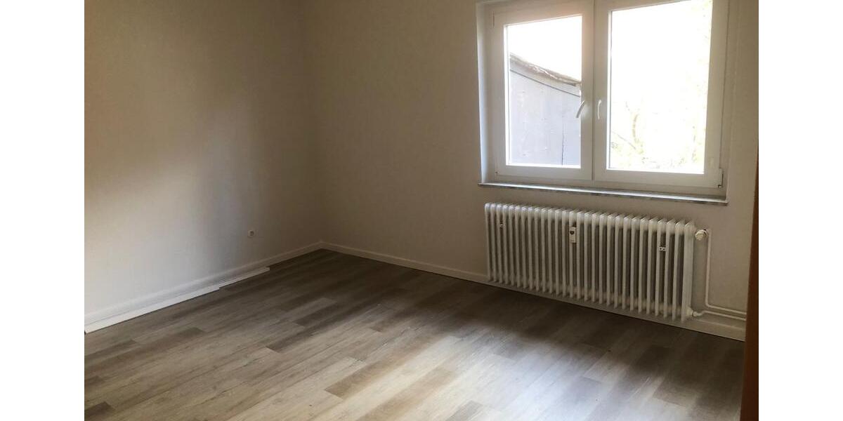 Etagenwohnung Peine - 3 Zimmer, 92 m&sup2;, 755&euro; | Angebot:25991349