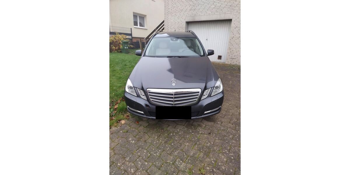 Mercedes-Benz 200 270.000 km 8.500 &euro; Schöningen 38364