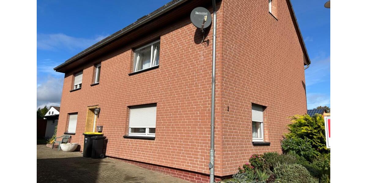 Einfamilienhaus Schöppenstedt - 7 Zimmer, 165.000&euro; | Angebot:23082518