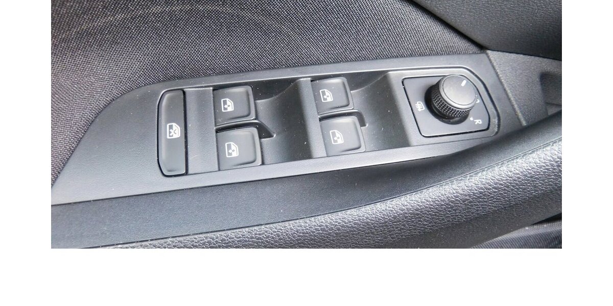 Skoda Kamiq 1.0 Ambition CleverTSI BMT Navi Klima 28.900 km 18.390 &euro; Vordorf 38533