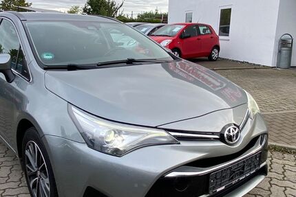 Toyota Avensis 230.000 km 6.999 &euro; Goslar 38644