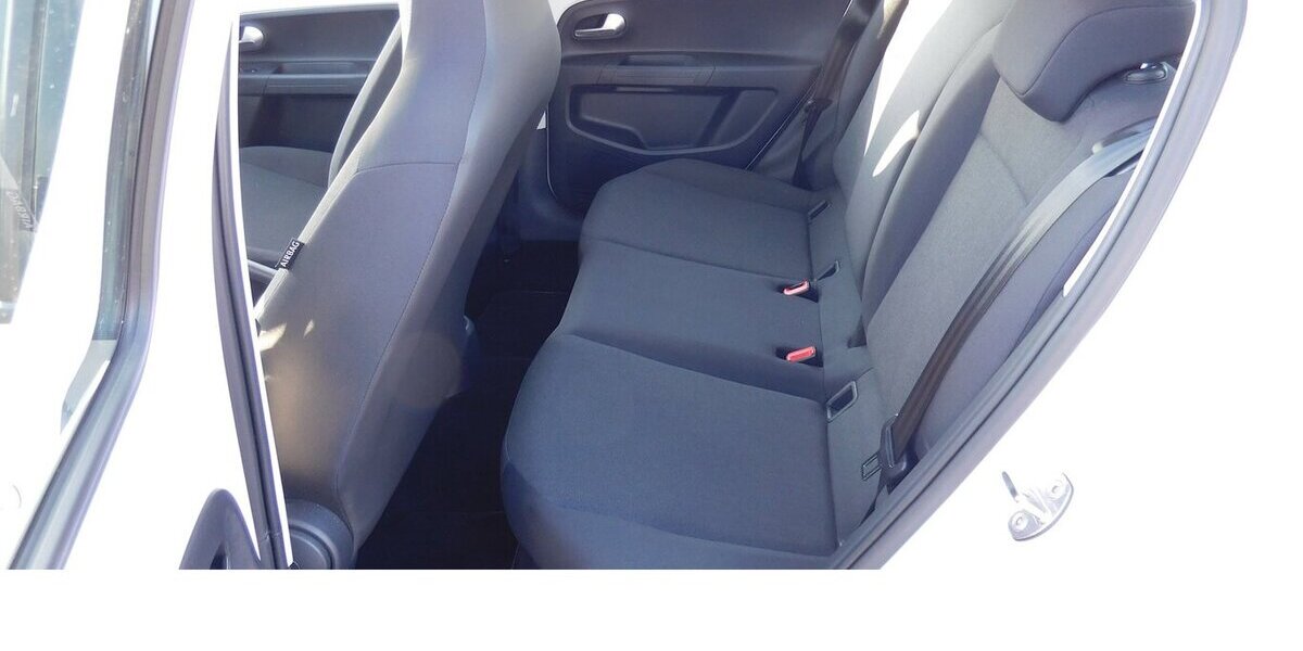 VW up! 1.0 Move MPI BMT 4Trg Klima Radio 31.700 km 11.690 &euro; Vordorf 38533