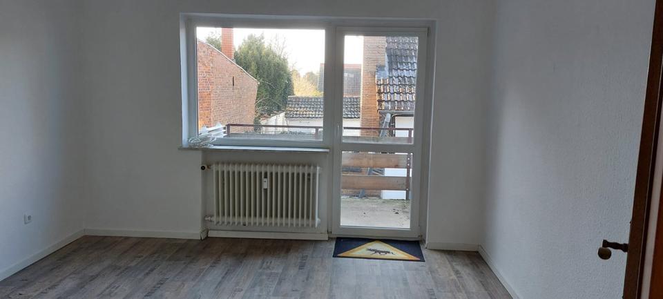 Etagenwohnung Königslutter am Elm - 2 Zimmer, 70 m&sup2;, 400&euro; | Angebot:25908316