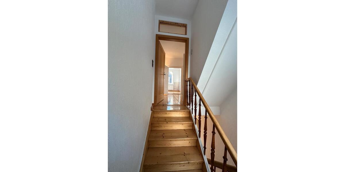 Dachgeschoßwohnung Langelsheim - 3 Zimmer, 71 m&sup2;, 570&euro; | Angebot:25075501