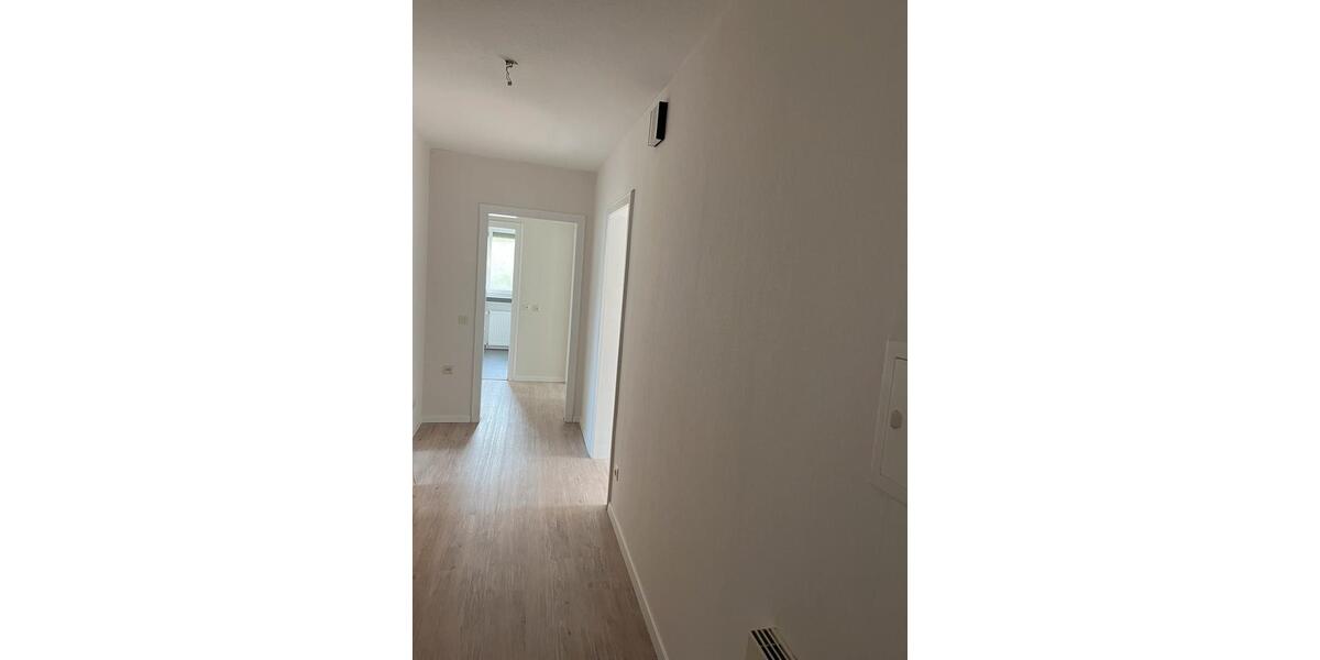 Etagenwohnung Peine - 3.5 Zimmer, 94 m&sup2;, 1.100&euro; | Angebot:26044097