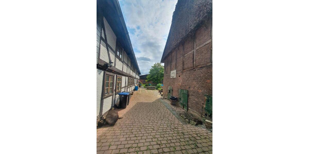 Bauernhaus, Landhaus Wolfenbüttel Adersheim - 20 Zimmer, 300 m&sup2;, 319.000&euro; | Angebot:25263176