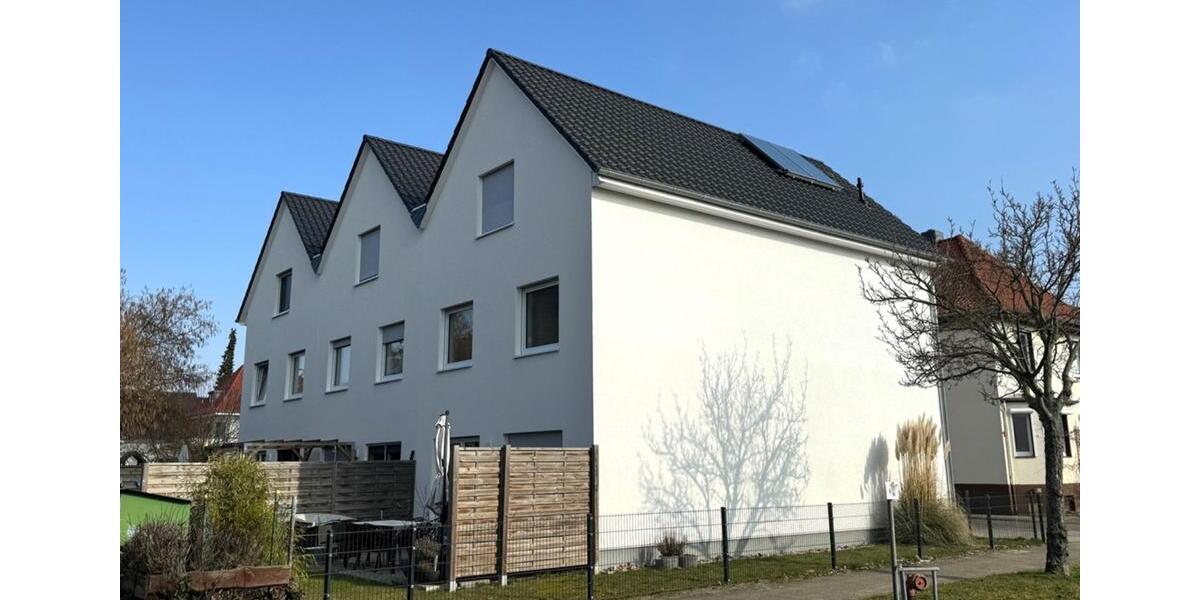 Reihenhaus Peine - 6 Zimmer, 154 m&sup2;, 1.220&euro; | Angebot:25805470