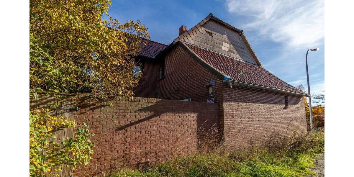 Einfamilienhaus Uehrde / Barnstorf Barnstorf - 6 Zimmer, 120 m&sup2;, 95.000&euro; | Angebot:25769773