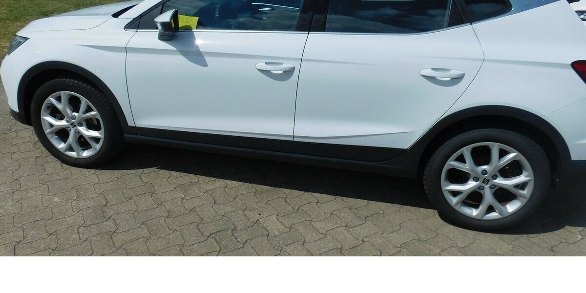 Seat Arona 1.0 FR-Line TSI BMT Navi Klima Alu 30.000 km 16.690 &euro; Vordorf 38533