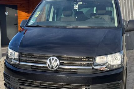 VW T6 Transporter 196.200 km 18.900 &euro; Braunschweig 38110