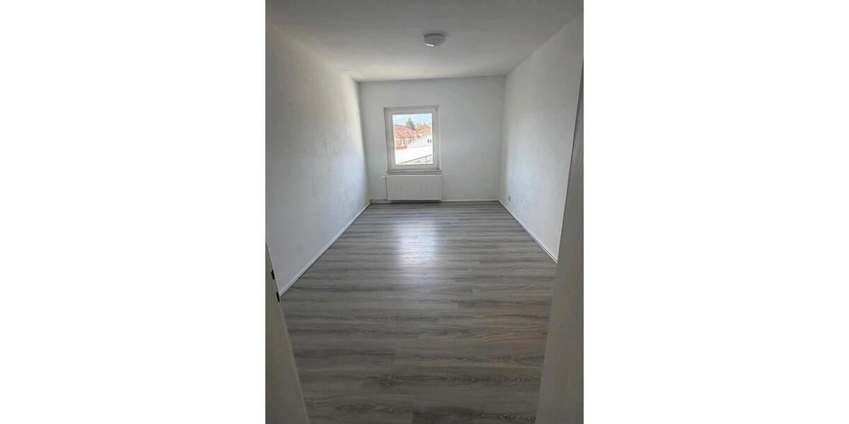 Etagenwohnung Schöningen - 2 Zimmer, 50 m&sup2;, 350&euro; | Angebot:26030407