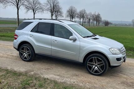 Mercedes-Benz ML 320 330.000 km 7.500 &euro; Salzgitter 38228