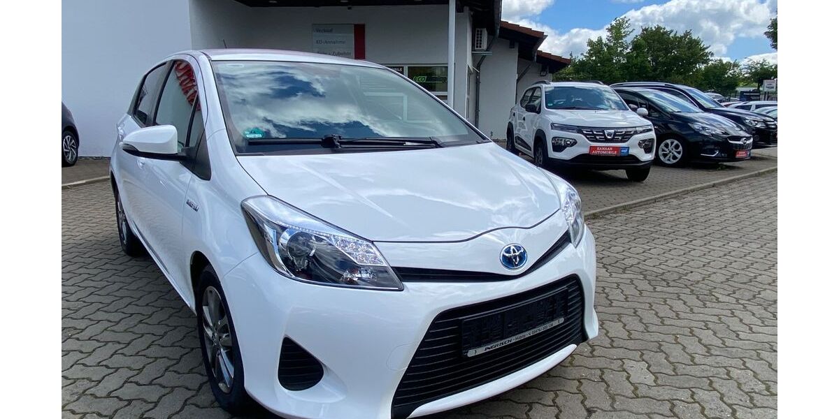 Toyota Yaris 238.000 km 5.950 &euro; Goslar 38644