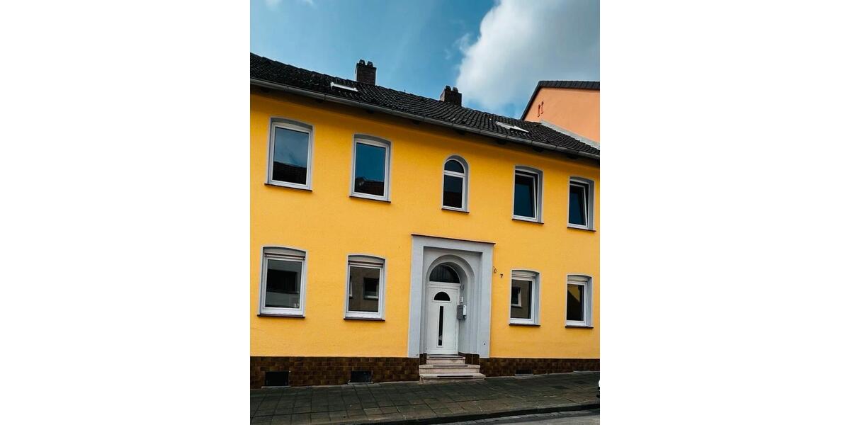 Reihenhaus Schöningen - 6 Zimmer, 220 m&sup2;, 180.000&euro; | Angebot:16650508