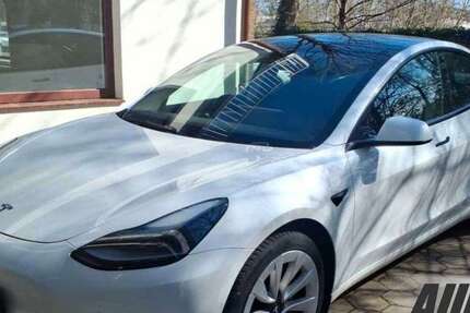 Tesla Model 3 78.990 km 29.650 &euro; Schöningen 38364