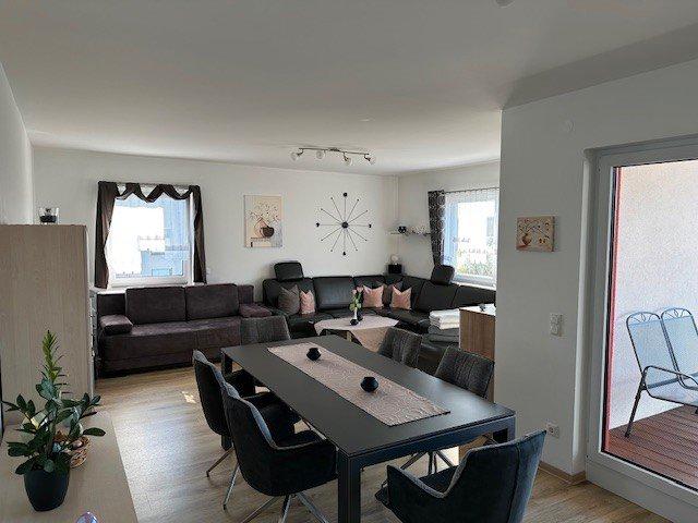 Etagenwohnung Wolfenbüttel Adersheim - 3 Zimmer, 101 m&sup2;, 1.060&euro; | Angebot:26505269