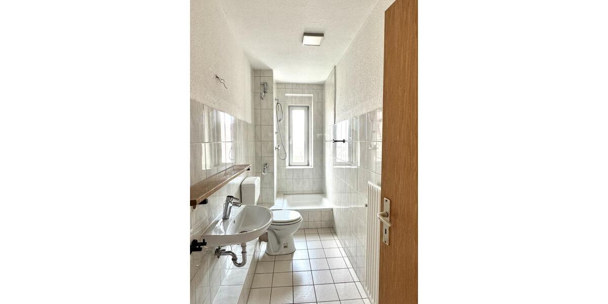 Etagenwohnung Schöningen - 2 Zimmer, 82 m&sup2;, 490&euro; | Angebot:23536150