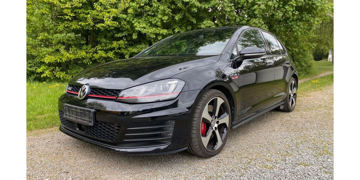 VW Golf 66.200 km 18.990 &euro; Schladen OT Beuchte 38315