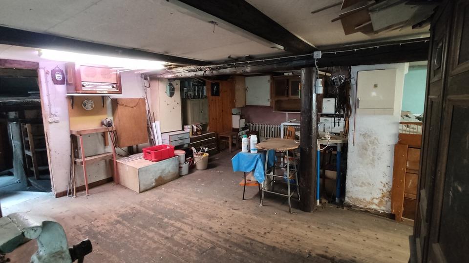 Reihenhaus Schladen-Werla Werla - 7 Zimmer, 130 m&sup2;, 88.000&euro; | Angebot:24237665