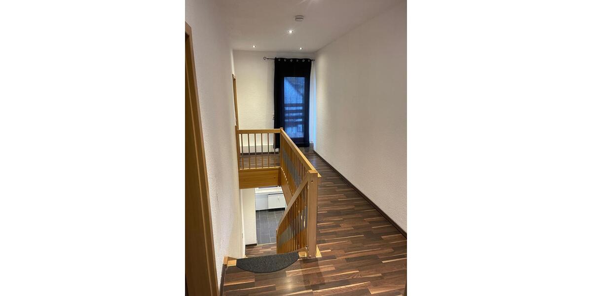 Etagenwohnung Langelsheim - 5 Zimmer, 150 m&sup2;, 1.190&euro; | Angebot:25617239