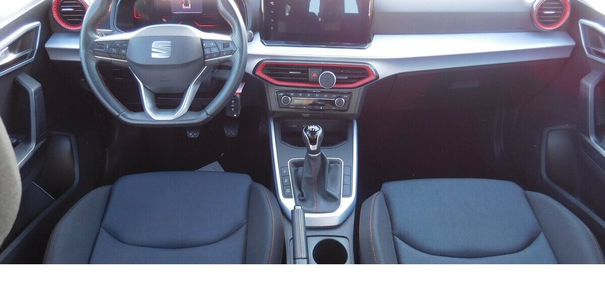 Seat Arona 1.0 FR-Line TSI BMT Navi Klima Alu 25.800 km 16.990 &euro; Vordorf 38533