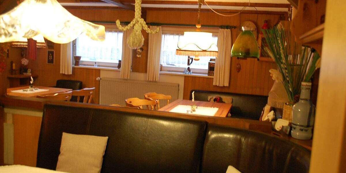 Einfamilienhaus Salzgitter Lebenstedt - 8 Zimmer, 208 m&sup2;, 419.900&euro; | Angebot:26202289