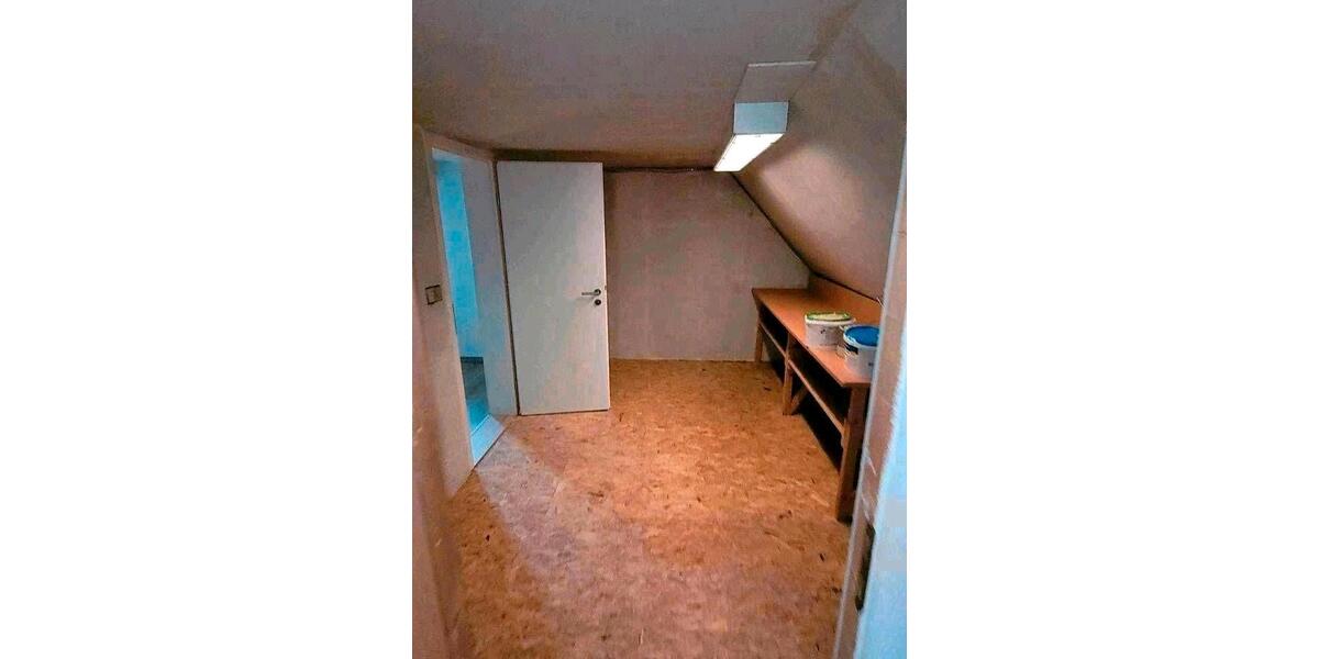 Etagenwohnung Lehre - 3 Zimmer, 111 m&sup2;, 695&euro; | Angebot:26051421