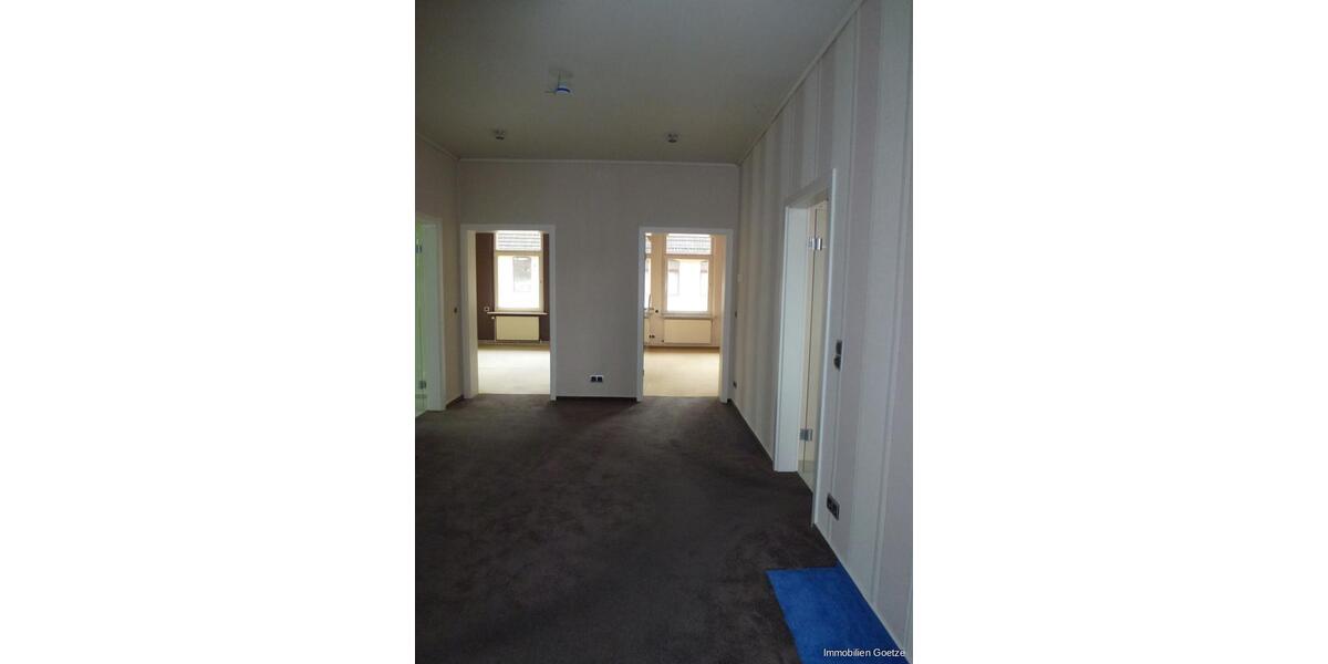 Etagenwohnung Braunschweig Östliches Ringgebiet - 4 Zimmer, 125 m&sup2;, 1.250&euro; | Angebot:23455844