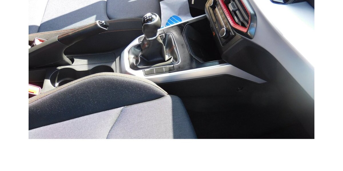 Seat Arona 1.0 FR-Line TSI BMT Navi Klima Alu 30.000 km 16.690 &euro; Vordorf 38533