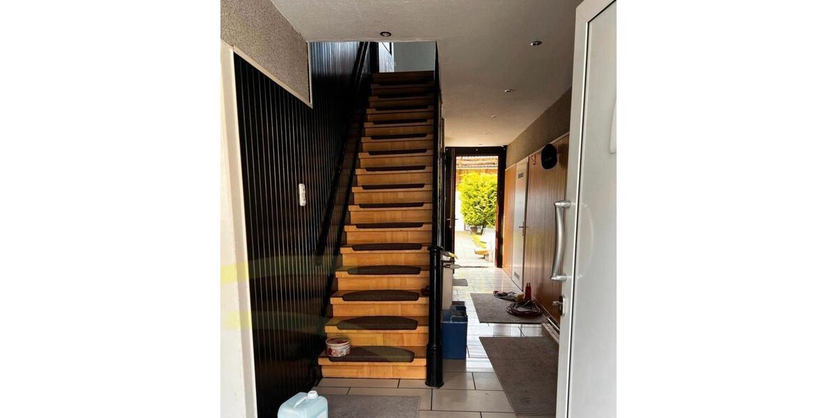 Reihenhaus Schöningen - 6 Zimmer, 180 m&sup2;, 160.000&euro; | Angebot:24982938