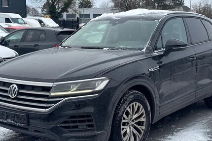 VW Touareg 366.676 km 21.990 &euro; Braunschweig 38122