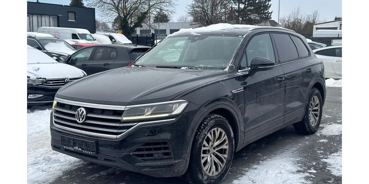 VW Touareg 366.676 km 21.990 &euro; Braunschweig 38122
