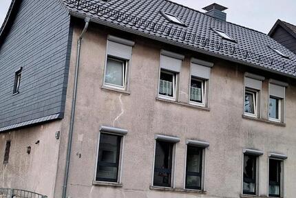 Haus Königslutter am Elm - 10 Zimmer, 250 m&sup2;, 395.000&euro; | Angebot:23846944