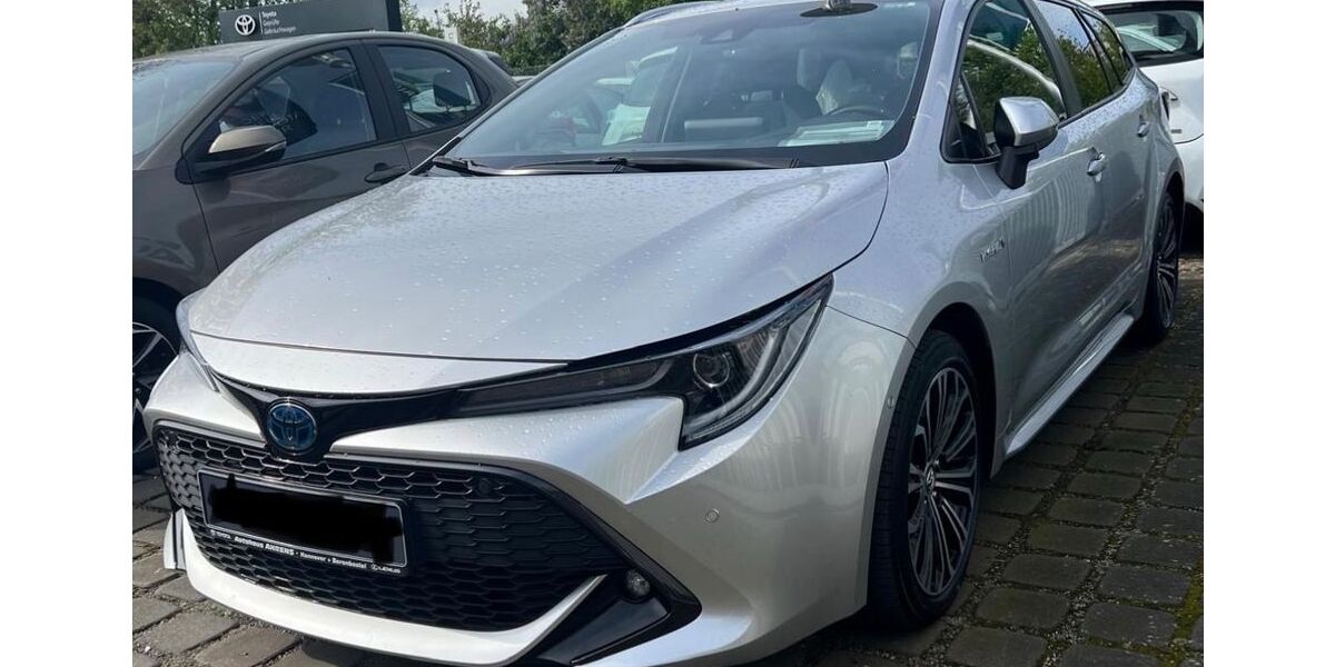 Toyota Corolla 108.000 km 16.500 &euro; braunschweig 38106