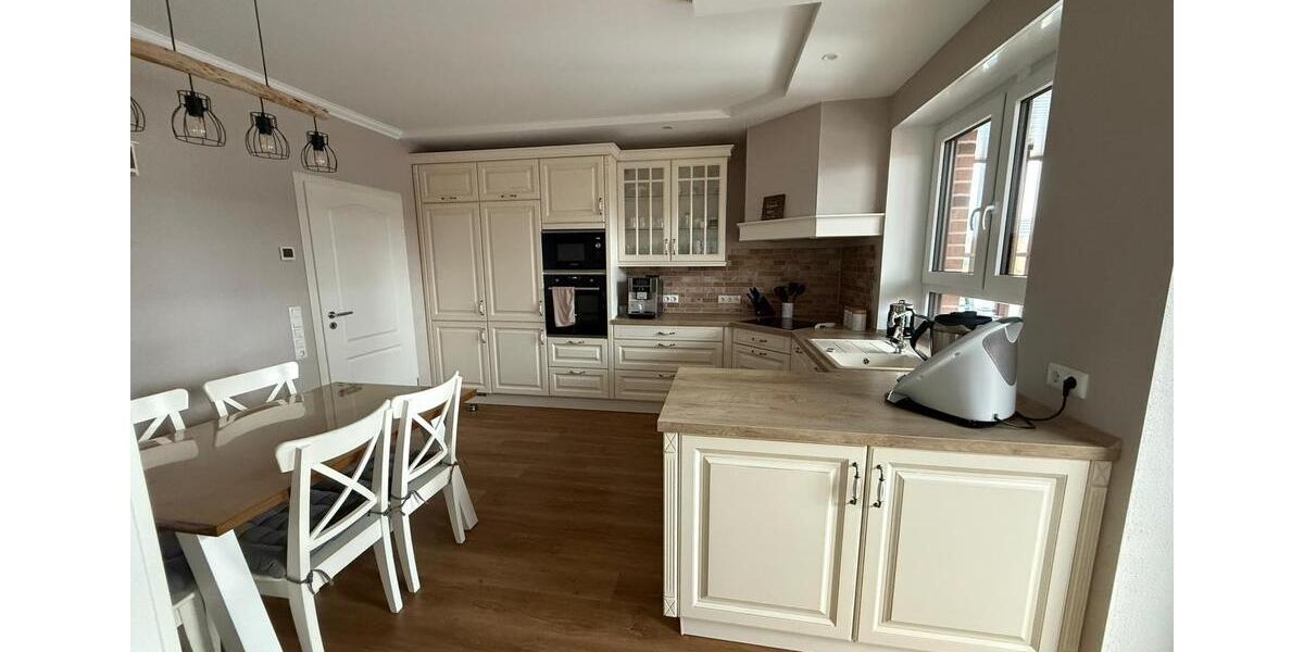 Einfamilienhaus Rötgesbüttel - 6 Zimmer, 180 m&sup2;, 600.000&euro; | Angebot:25235422