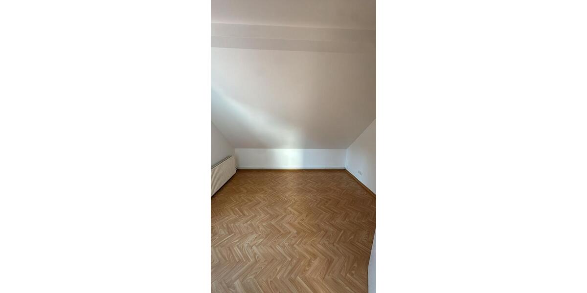 Etagenwohnung Braunschweig Westliches Ringgebiet - 4 Zimmer, 70 m&sup2;, 800&euro; | Angebot:26018135