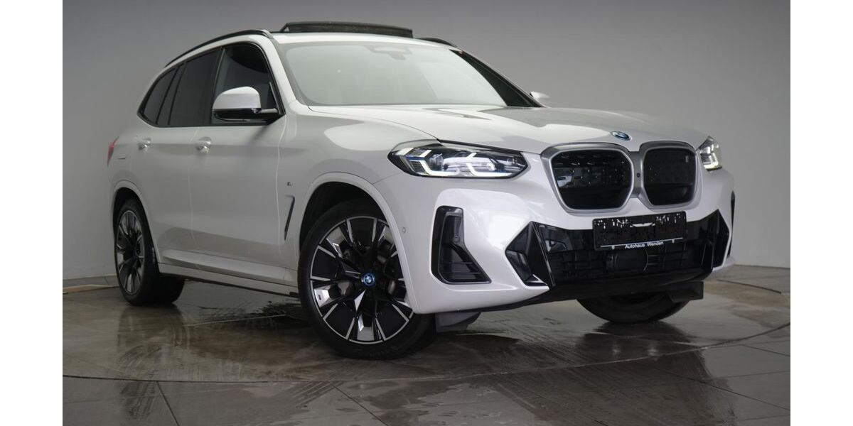 BMW iX3 90.000 km 35.990 &euro; Braunschweig 38110