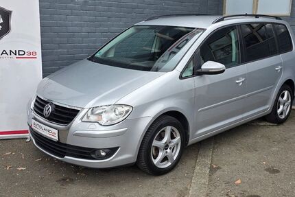 VW Touran 180.000 km 6.190 &euro; Ohrum 38312