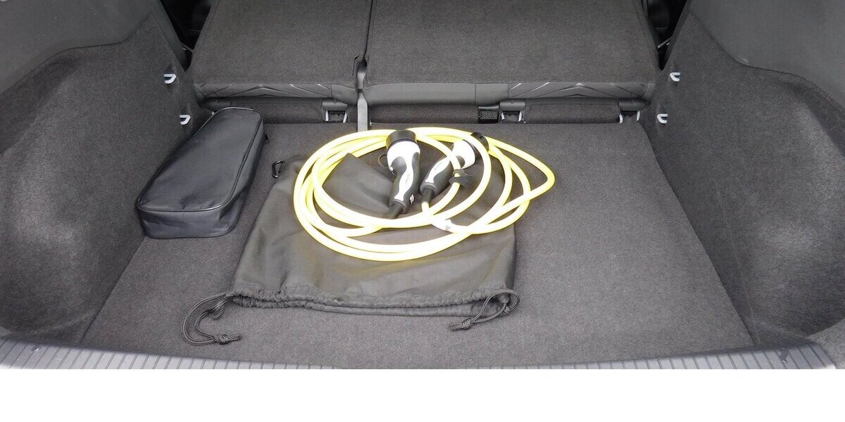 Cupra Born Elektrik 1-Gang Automatik Navi Klima Alu 27.300 km 23.990 &euro; Vordorf 38533