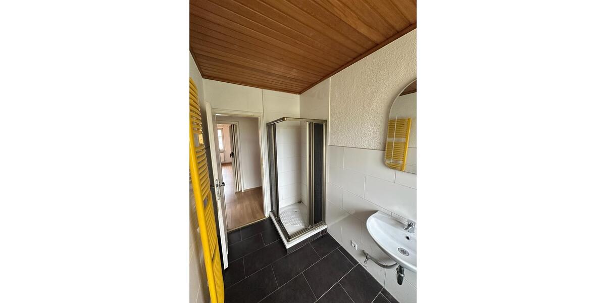 Etagenwohnung Salzgitter Ortschaft Südost - 4 Zimmer, 73 m&sup2;, 700&euro; | Angebot:25749097