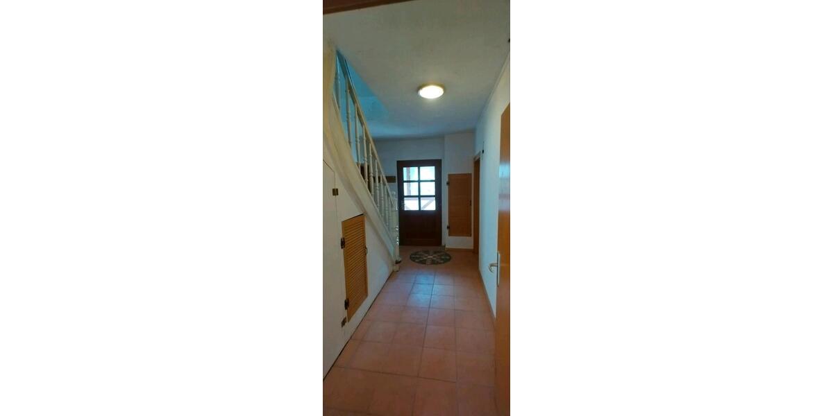 Einfamilienhaus Salzgitter Ortschaft Südost - 11 Zimmer, 207 m&sup2;, 139.000&euro; | Angebot:24294255