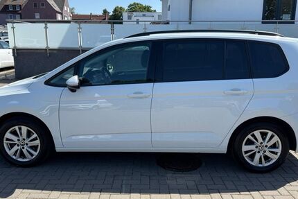 VW Touran 246.954 km 10.999 &euro; Salzgitter-Lebenstedt 38226