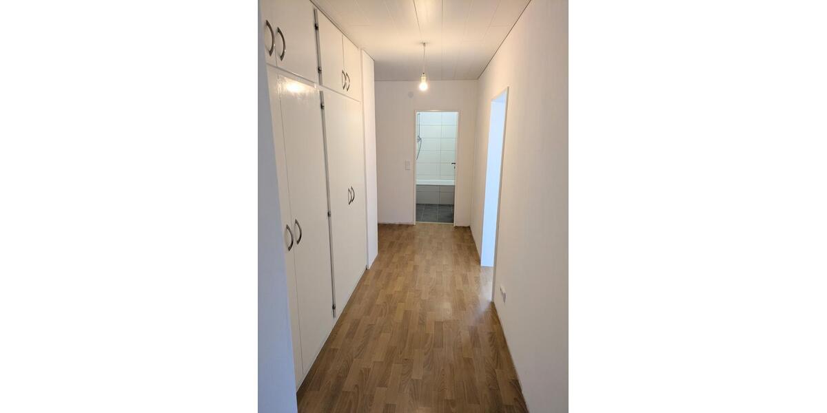 Etagenwohnung Braunschweig Timmerlah-Geitelde-Stiddien - 3 Zimmer, 79 m&sup2;, 190.000&euro; | Angebot:27224391