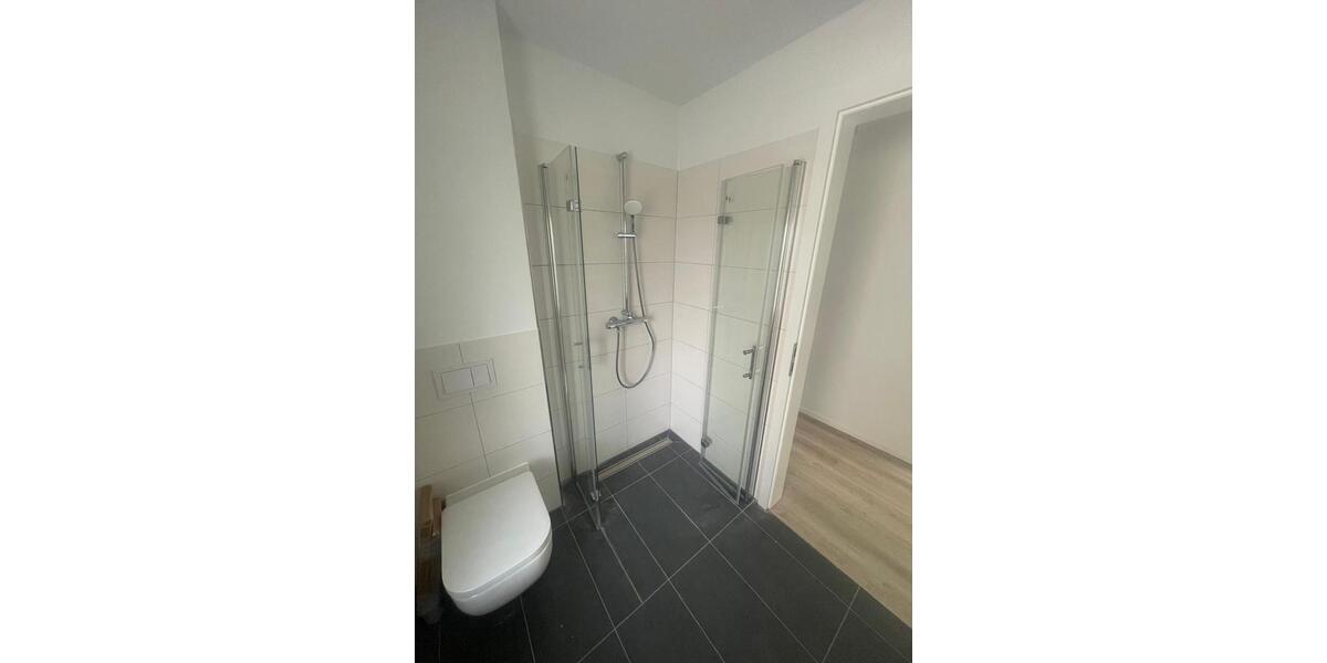 Bungalow Cremlingen - 4 Zimmer, 138 m&sup2;, 1.900&euro; | Angebot:25839914