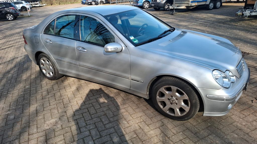 Mercedes-Benz C 180 135.000 km 4.800 &euro; Salzgitter 38229